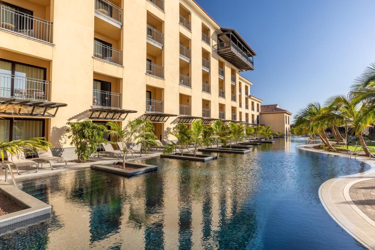 Lopesan Costa Meloneras Resort & Spa Ngoại thất bức ảnh The hotel's pool