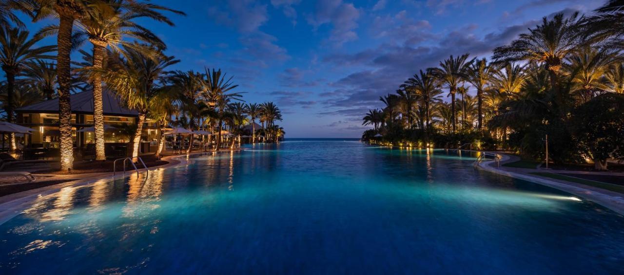 Lopesan Costa Meloneras Resort & Spa Ngoại thất bức ảnh Infinity pool at the Atlantis Paradise Island
